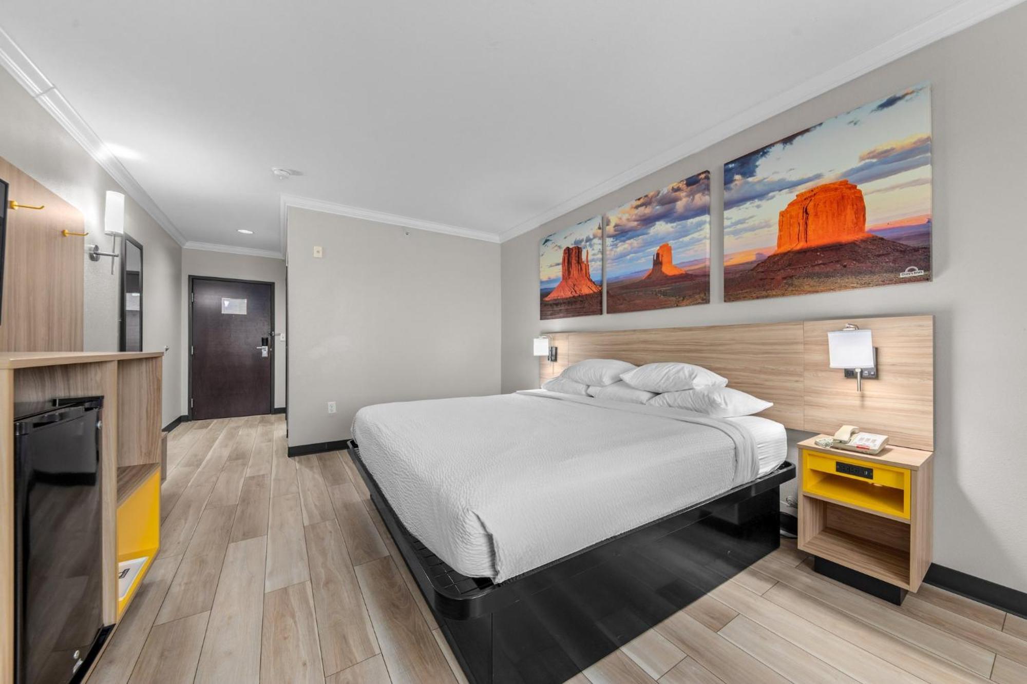 Days Inn By Wyndham Salado Екстер'єр фото